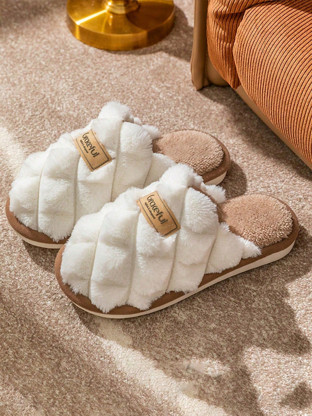 Women's Fluffy Anti-Slip Bedroom Slippers Colorblock Flat Polyester